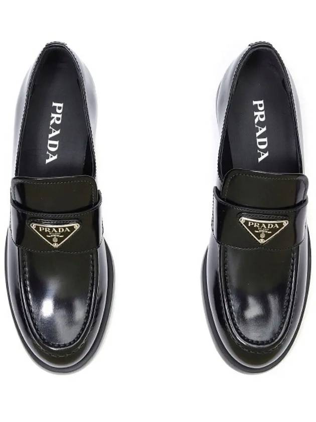 Triangle Logo Brush Leather Loafers Black - PRADA - BALAAN 3