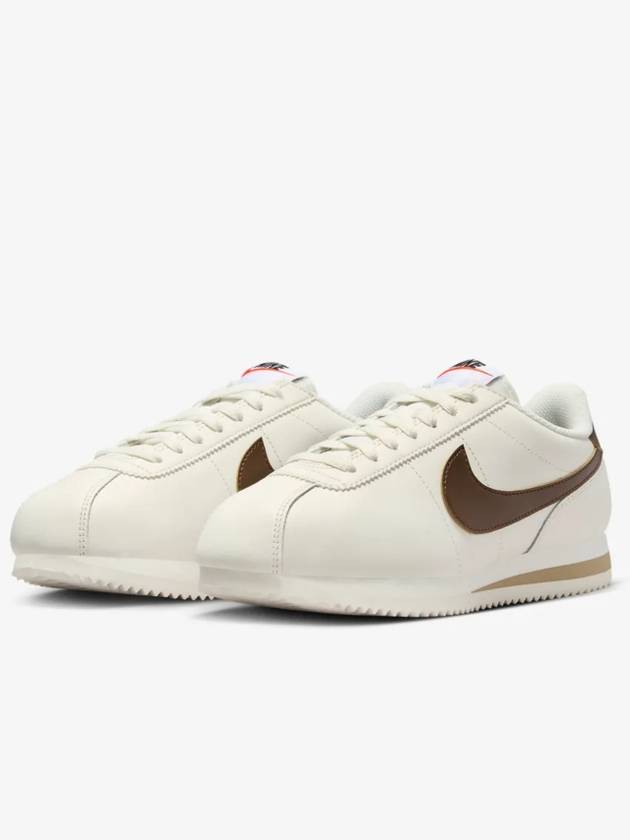 Women's Cortez Low Top Sneakers Khaki White - NIKE - BALAAN 6