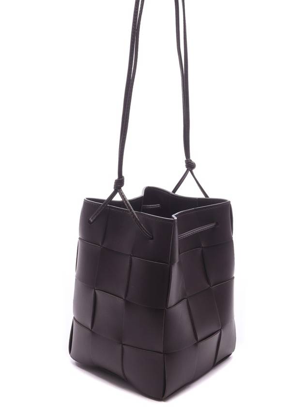 Intrecciato Cassette Small Bucket Bag Fondente - BOTTEGA VENETA - BALAAN 4