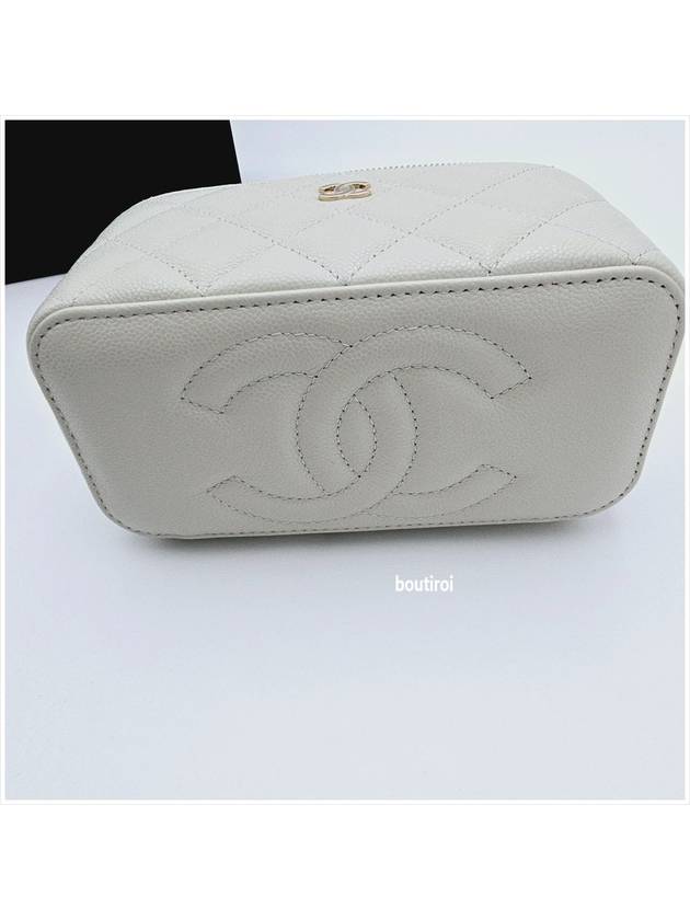 Classic Vanity Bag Cosmetic Bag Rectangular Caviar Gold Light Gray AP1341 - CHANEL - BALAAN 3