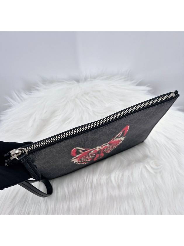 Wolf GG Supreme Clutch Bag Black 547084 - GUCCI - BALAAN 5