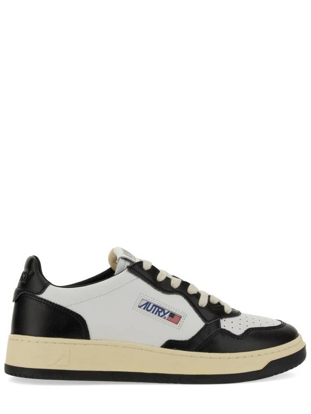 Medalist Killer Whale Sneakers White Black - AUTRY - BALAAN 3