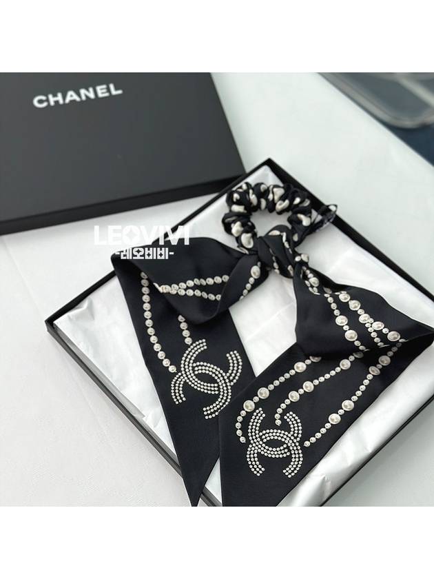 Pearl Chain Twilly Scrunchy Black - CHANEL - BALAAN 4