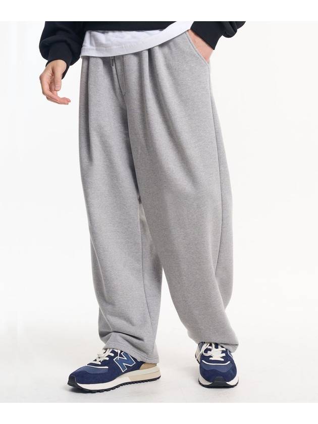 One-tuck balloon wide sweatpantsgray - MOO - BALAAN 2