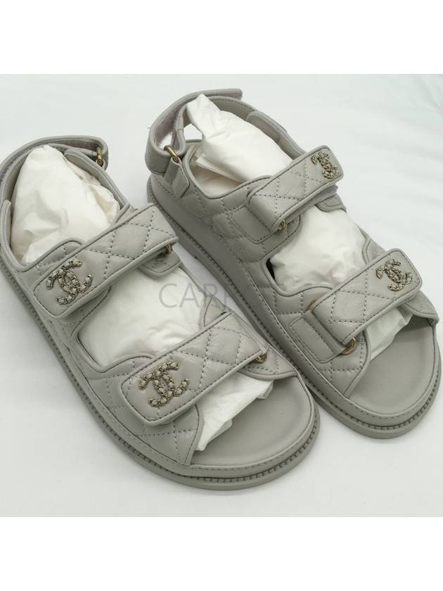 Velcro Sandals Quilted Slippers Light Gray 24P G35927 38 - CHANEL - BALAAN 3