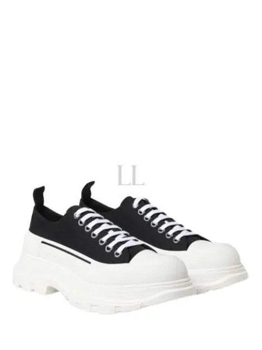 Tread Slick Platform Low Top Sneakers Black White - ALEXANDER MCQUEEN - BALAAN 2