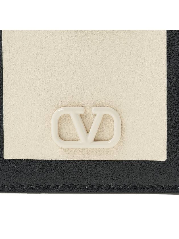 V Logo Signature Leather Card Wallet Black White - VALENTINO - BALAAN 7