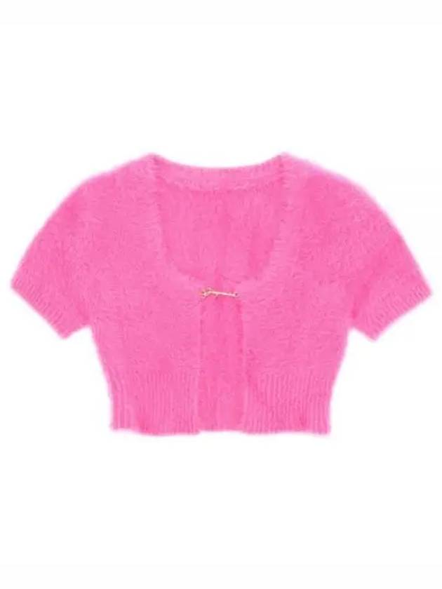 La Maile Neve Logo Charm Fluffy Crop Cardigan Pink - JACQUEMUS - BALAAN.