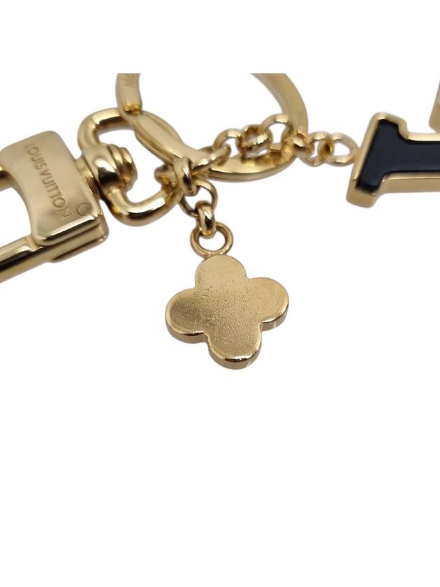 M63080 LV Capucine bag charm key holder - LOUIS VUITTON - BALAAN 6