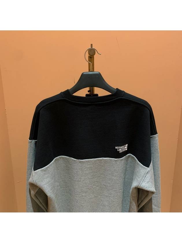 Color Block Crew Neck Sweatshirt Black Grey - VETEMENTS - BALAAN 6