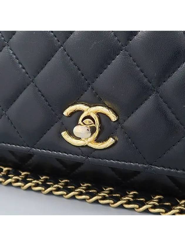 AP3102 Crossbody Bag - CHANEL - BALAAN 4