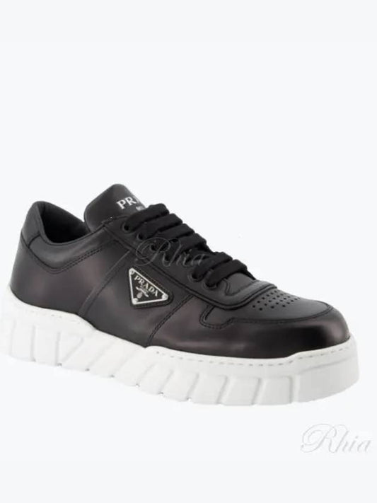 Triangle Logo Leather Low Top Sneakers Black - PRADA - BALAAN 2