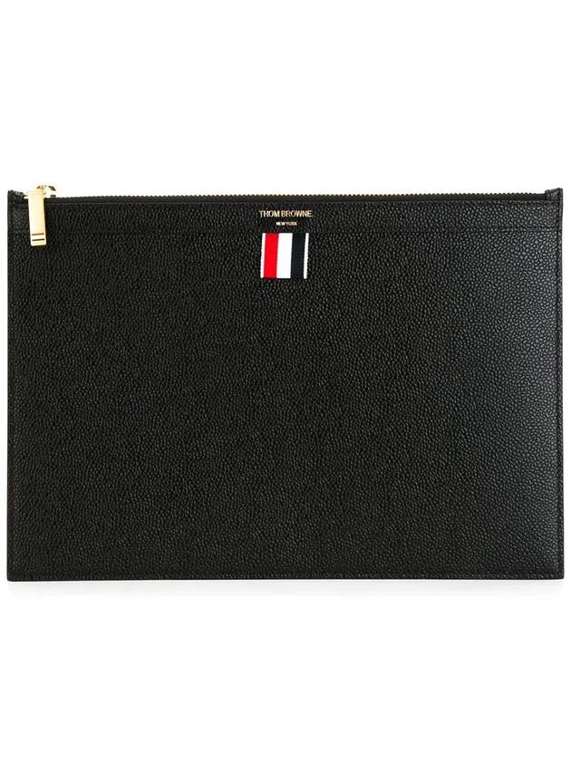 Pebble Grain Three Stripes Zipper Small Clutch Bag Black - THOM BROWNE - BALAAN 2