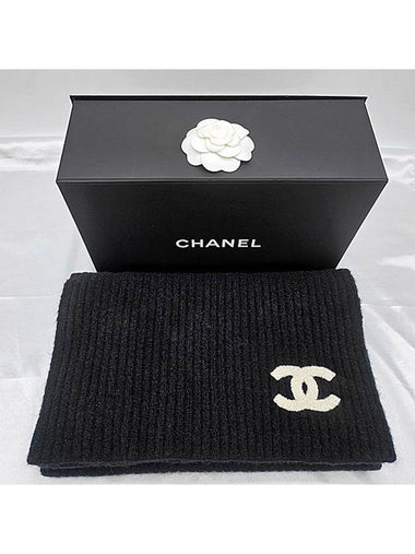 Scarf CC logo knit muffler black cashmere AAA589 - CHANEL - BALAAN 1