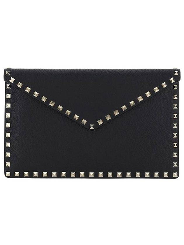 Rockstud Envelope Clutch Bag Black - VALENTINO - BALAAN 1