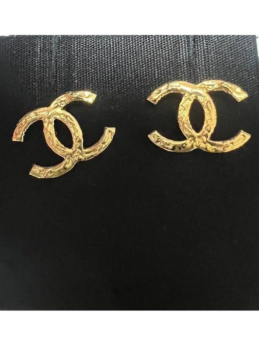 CC Logo Earrings Gold - CHANEL - BALAAN 2