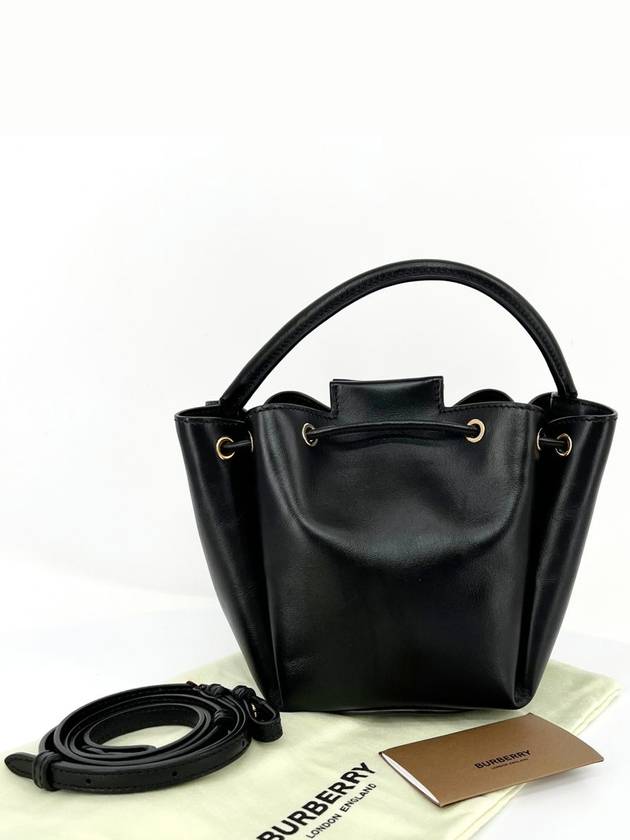 Motif leather bucket bag cross black 8028541 - BURBERRY - BALAAN 4