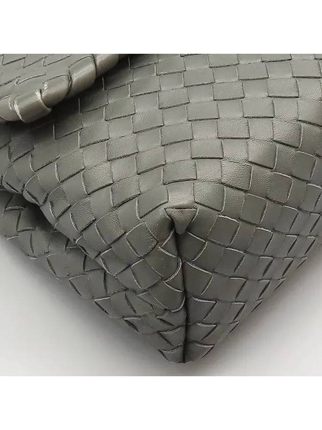 386498 Gray Intrecciato Nappa Olympia shoulder bag and cross - BOTTEGA VENETA - BALAAN 6