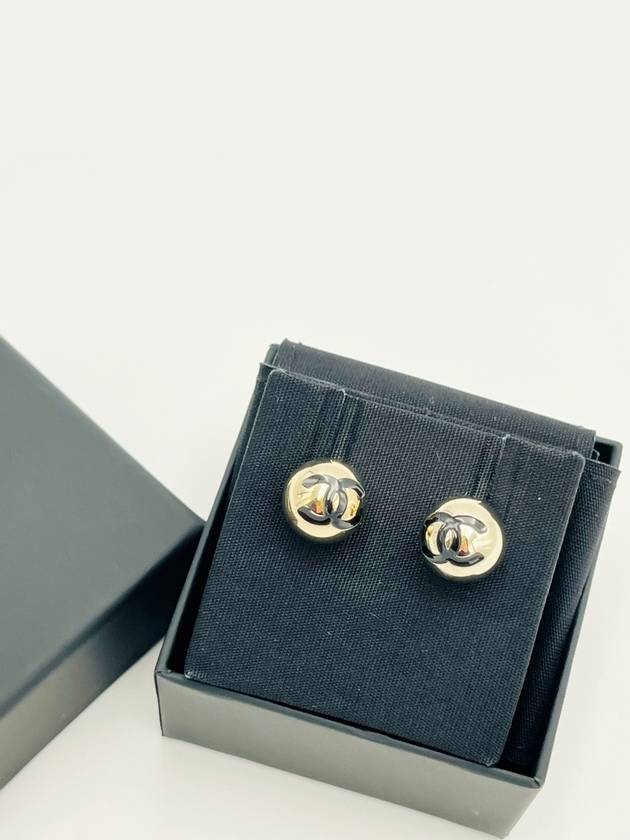 Earrings round ball CC logo gold - CHANEL - BALAAN 8