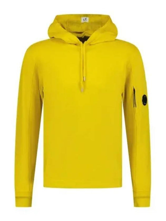 Men's Light Fleece Lens Wappen Hoodie Yellow - CP COMPANY - BALAAN 2