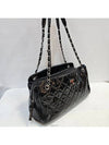 Black patent shoulder bag - CHANEL - BALAAN 5