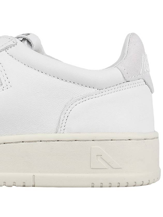 Suede Leather Low Top Sneakers White - AUTRY - BALAAN 7