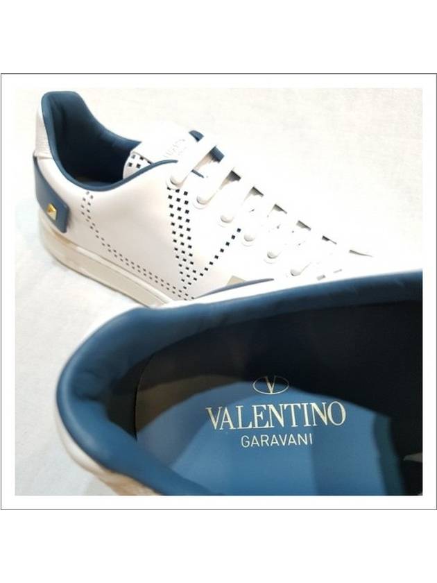 Men's V Logo Backnet Low Top Sneakers White Blue - VALENTINO - BALAAN 5