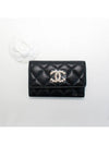 24SS Pre-Collection Pearl CC Classic Snap Card Wallet Lamb Skin AP3813 B15723 94305 - CHANEL - BALAAN 2