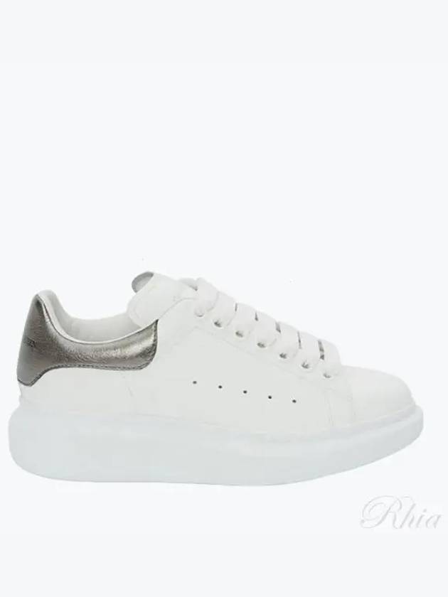 Oversized Low Top Sneakers Black White - ALEXANDER MCQUEEN - BALAAN 2