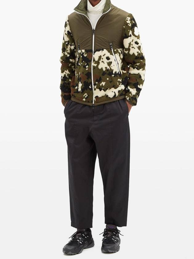 Logo Patch Camouflage Fleece Zip-Up Jacket Green - MONCLER - BALAAN 5