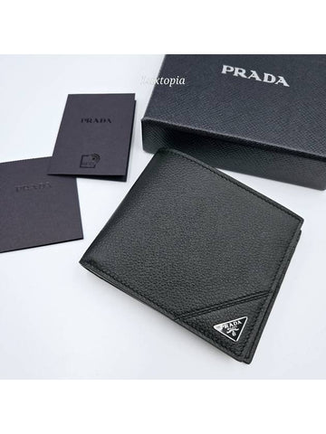 Men s Half Wallet Triangle Logo Vitello Micro Grain 3 Layer Black - PRADA - BALAAN 1