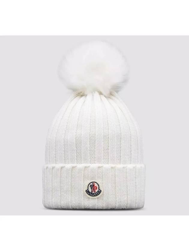 3B00027 M1131 034 Ivory Pom Wool Beanie - MONCLER - BALAAN 1