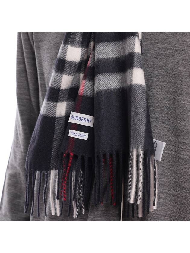 Check Cashmere Scarf Navy - BURBERRY - BALAAN 7