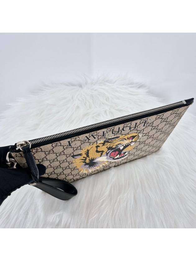 Tiger GG Supreme Clutch Bag - GUCCI - BALAAN 4