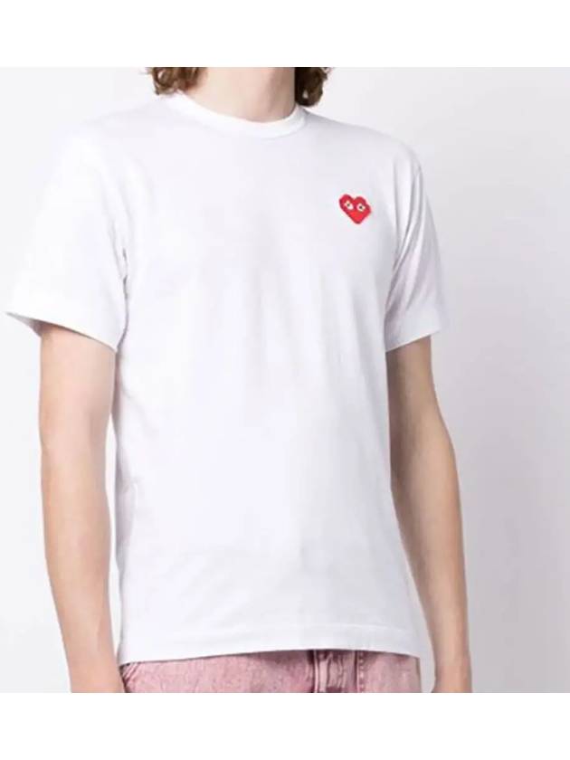 Play Men's Heart Logo Embroidered Short Sleeve T-Shirt P1 T322 3 White - COMME DES GARCONS - BALAAN 3