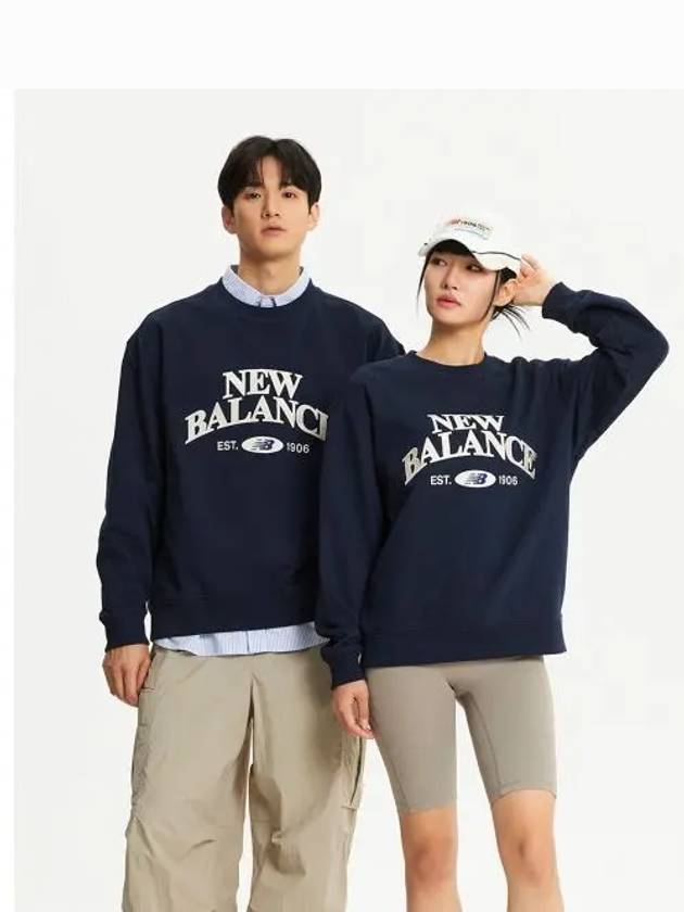 NBNCE42823 UNI Bridge Graphic Sweatshirt NAVY - NEW BALANCE - BALAAN 1