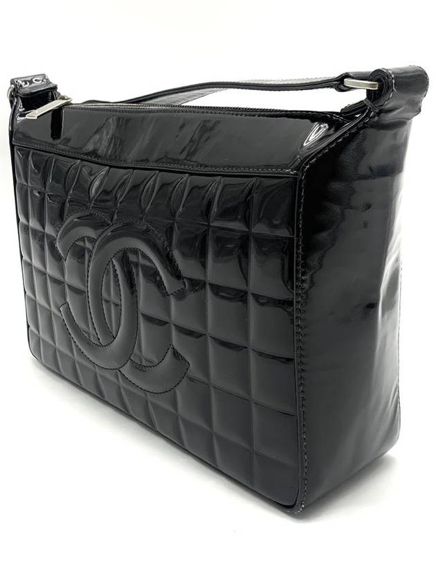 Patent chocolate bar shoulder bag - CHANEL - BALAAN 5