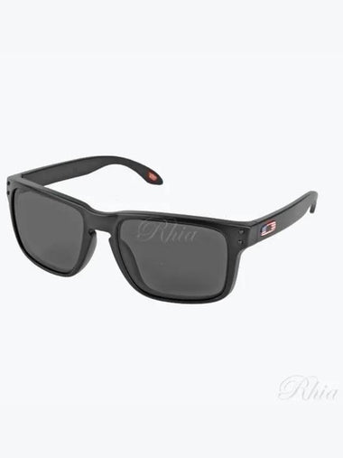 Holbrook Standard Issue USA Flag Collection Matte Black Gray OO9102 E6 OO9102 E655 - OAKLEY - BALAAN 1