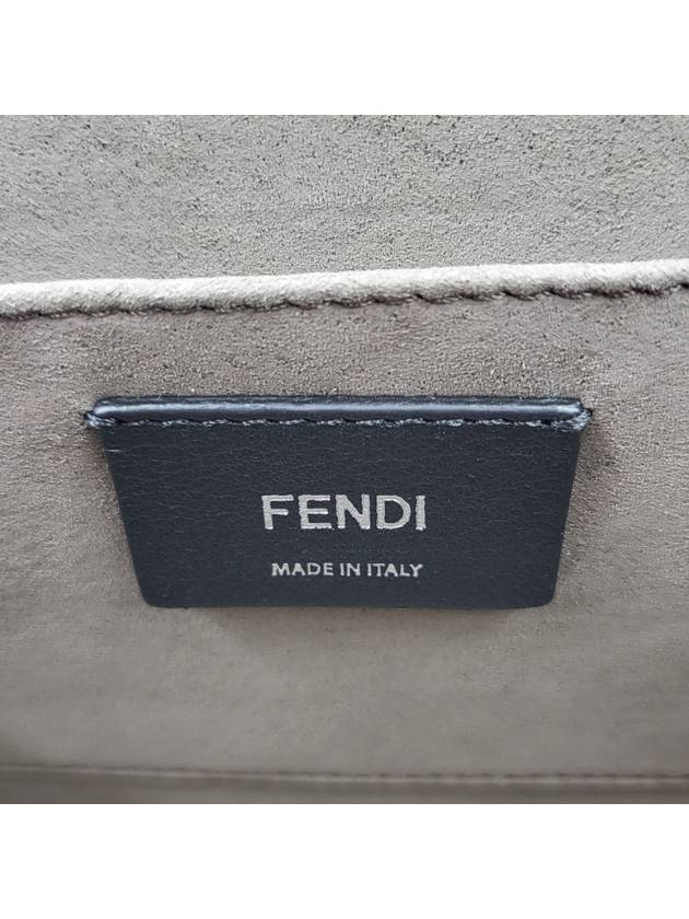 Female Kahn I F 3856 - FENDI - BALAAN 20