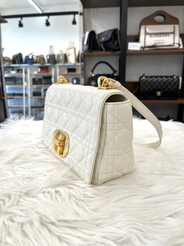 Daol Sangin Branch Caro Bag Medium White M9242 Condition A - DIOR - BALAAN 6