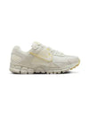 Zoom Vomero 5 Low Top Sneakers Sail Soft Yellow - NIKE - BALAAN 2