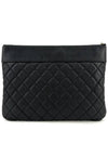 Caviar Mademoiselle Clutch Medium - CHANEL - BALAAN 5