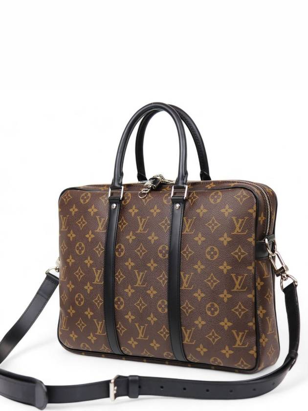 Makassar Documeng Voyage PM - LOUIS VUITTON - BALAAN 1