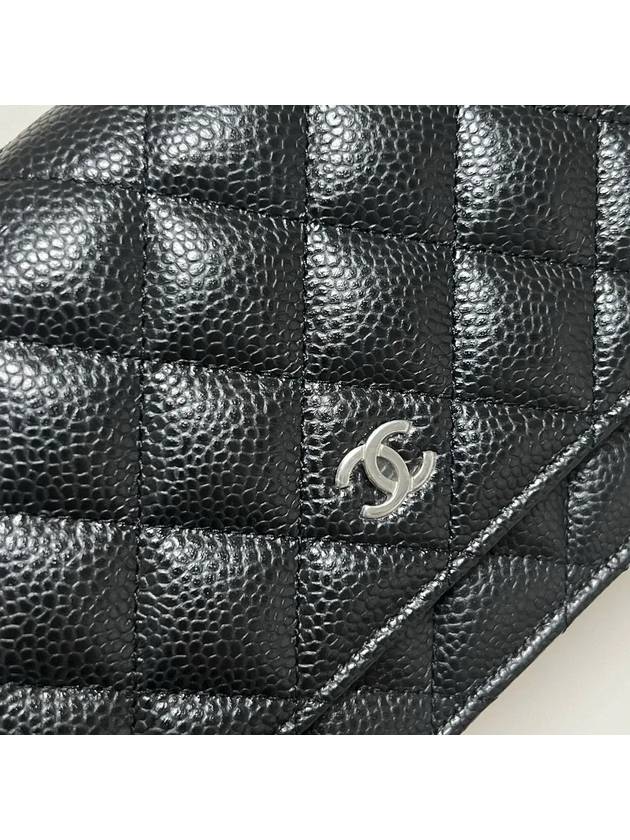 Classic Crossbag On Chain Grained Calfskin & Silver Black - CHANEL - BALAAN 5