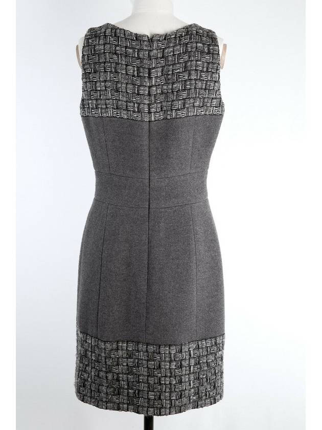 Tweed Gabrielle Leo constellation signature button point cashmere blend dress S size dress - CHANEL - BALAAN 2