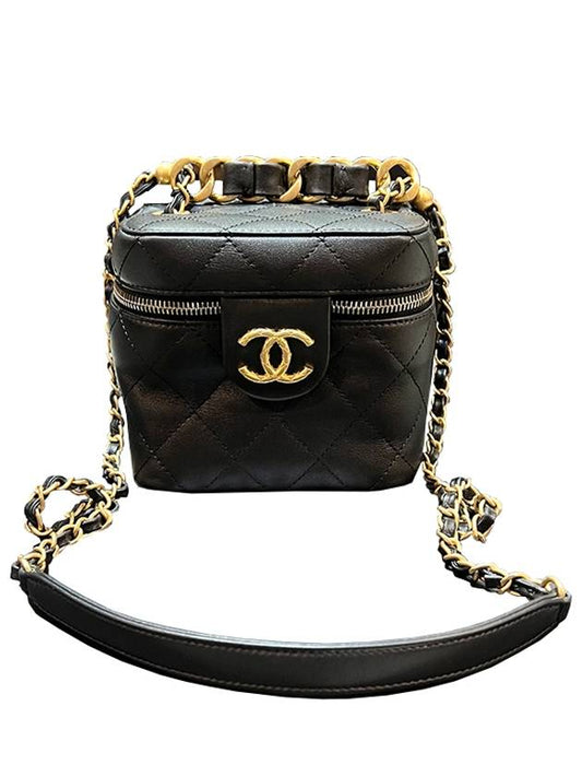 Gold CC Logo Cosmetic Case Chain Mini Bag Black - CHANEL - BALAAN 1