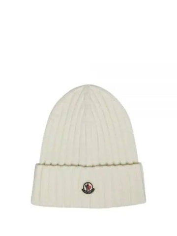 3B00036 A9327 030 Logo Patch Wool Beanie - MONCLER - BALAAN 1