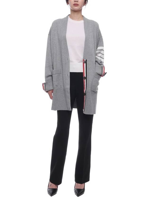 Fine Merino Wool 4-line Oversized Fit V-neck Cardigan Light Grey - THOM BROWNE - BALAAN 4