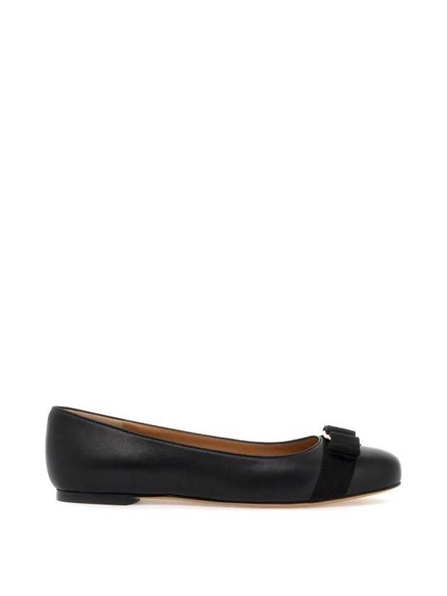 Varina Bow Ballet Flats Black - SALVATORE FERRAGAMO - BALAAN 1