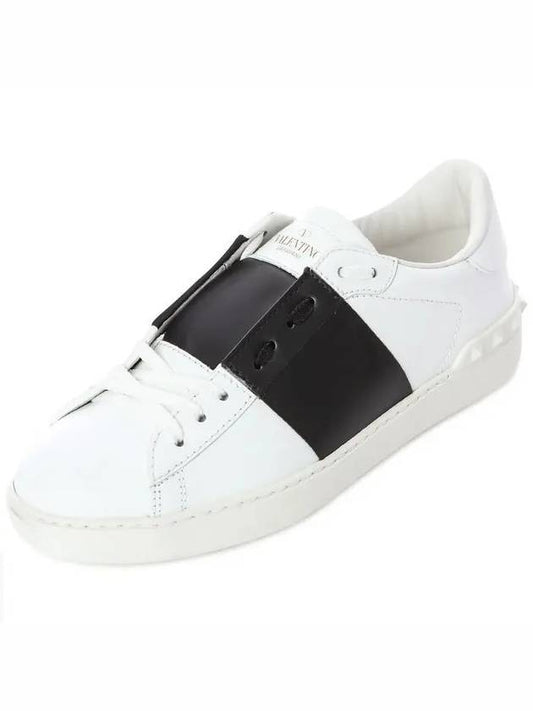 Men's Hidden Strap Rockstud Color Contrast Sneakers White Black - VALENTINO - BALAAN 2